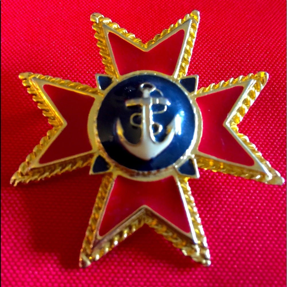 Brooch.  Just lovely nautical themed brooch.